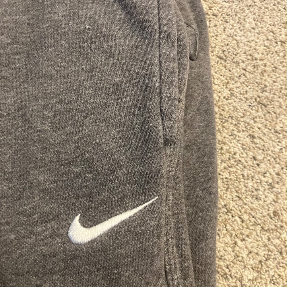 Nike Women's Sweatpants Charcoal Gray Straight Leg Embroidered Swoosh Large - Picture 8 of 14